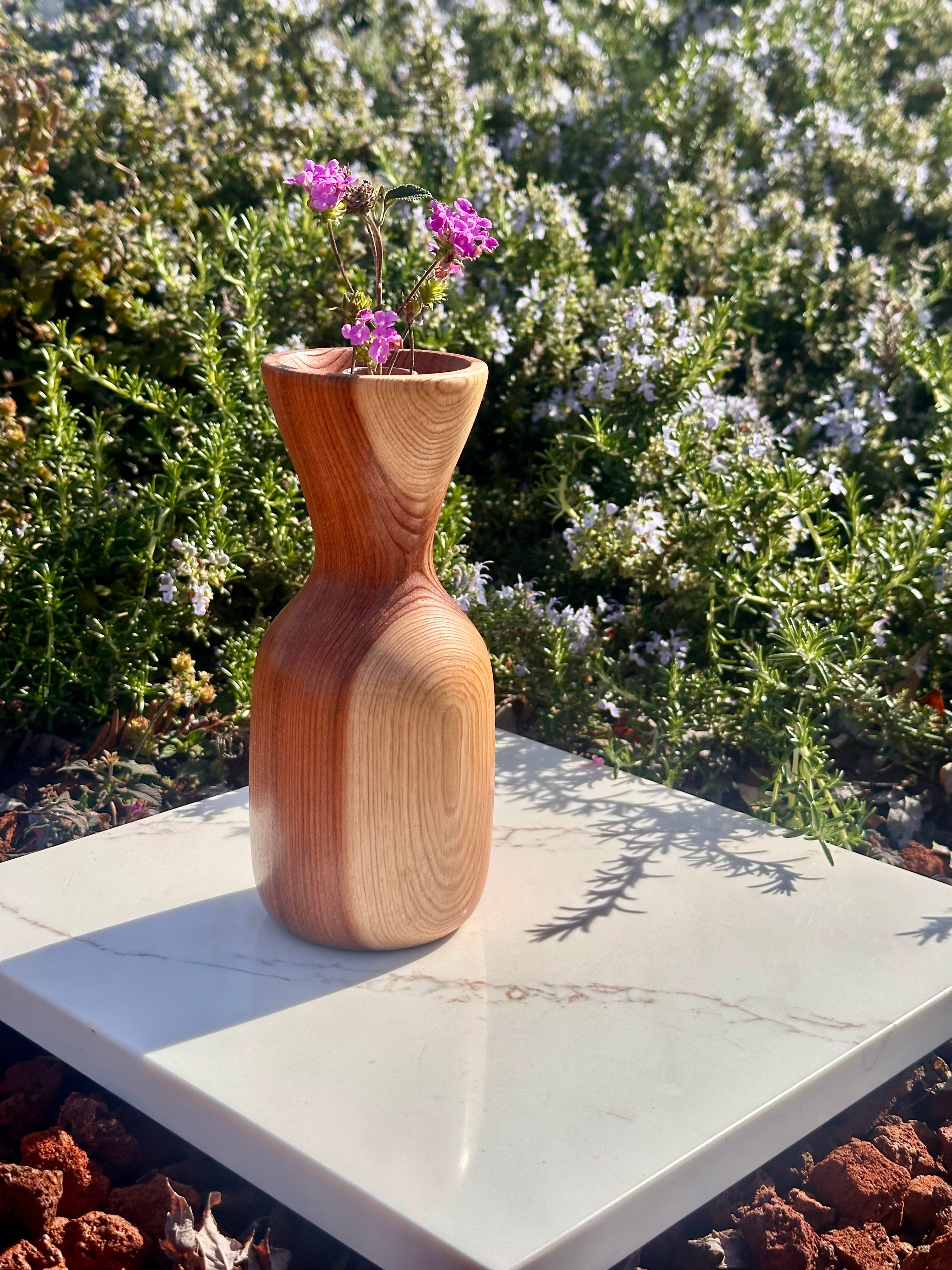 Redwood Vase - Rustic yet Contemporary